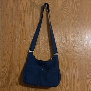 Baggallini NWOT Deep Blue Handbag